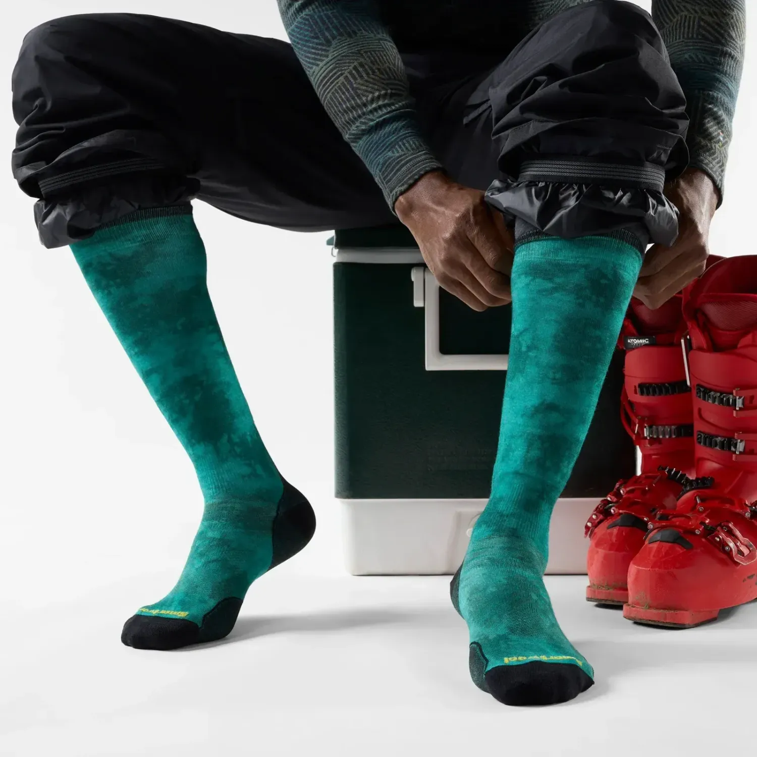 SW003122 - Smartwool Men's Ski Zero Cushion Shale Print Over The Calf Socks, alternate view 2