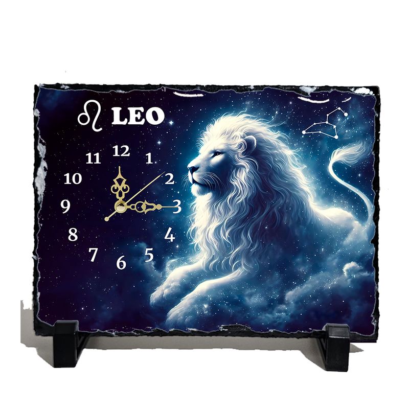 Reloj signo Leo en pizarra