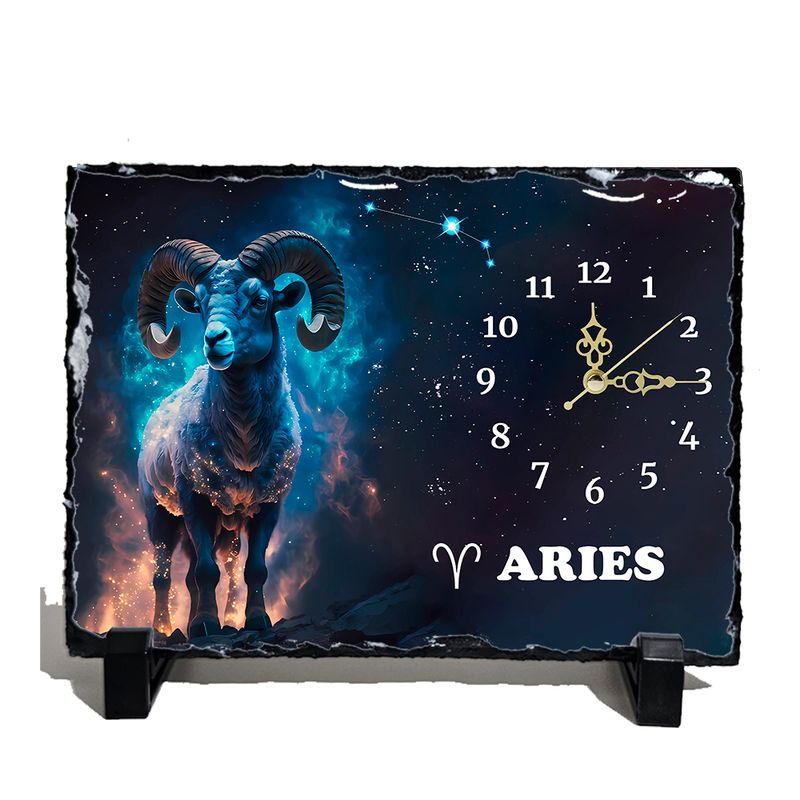 Reloj signo Aries en pizarra