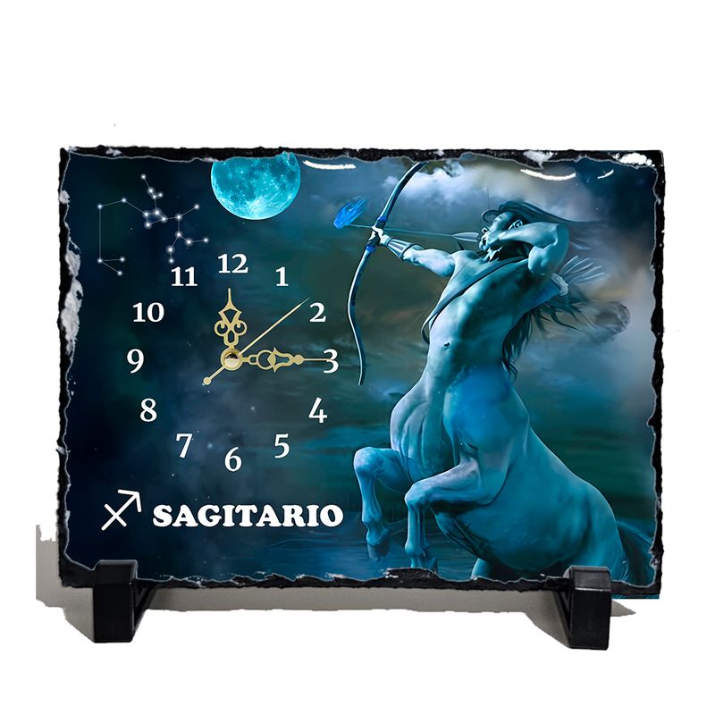 Reloj signo Sagitario en pizarra