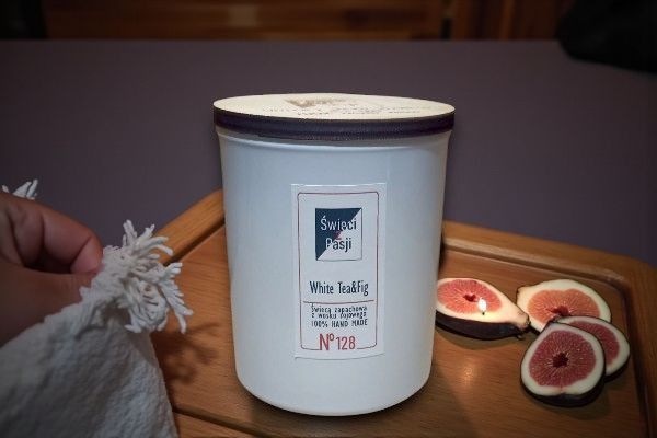 White Fig &amp; Tea