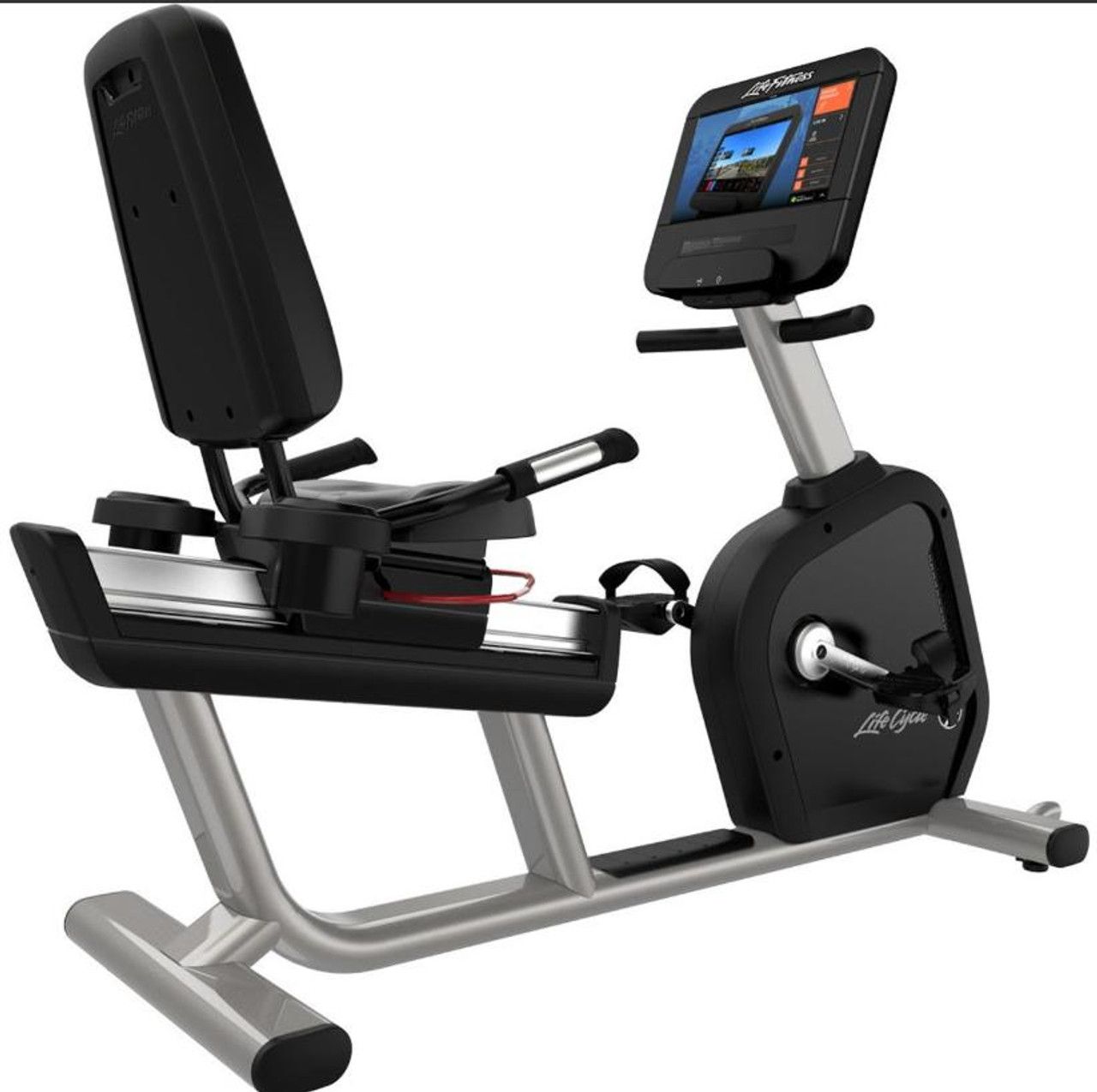 Life Fitness Integrity Life Cycle Recumbent Bike w/ C Console Life Fitness Integrity Life Cycle Recumbent Bike w/ C Console