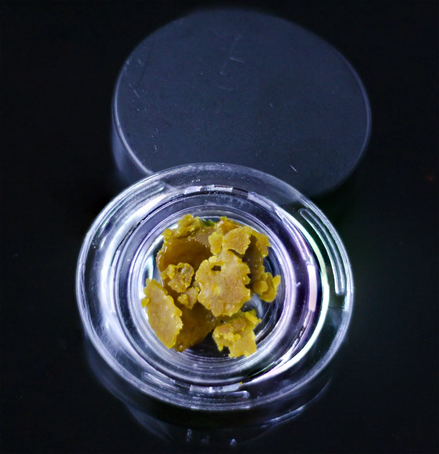 Candy – High-Potency THC Shatter Candy – High-Potency THC Shatter