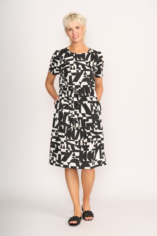 TP14578 Back Keyhole Dress