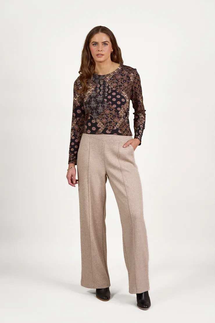 Wide Leg Pull On Pant - 5017W