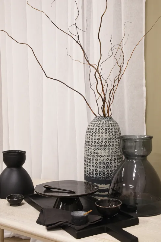 Calina Stamped Pot