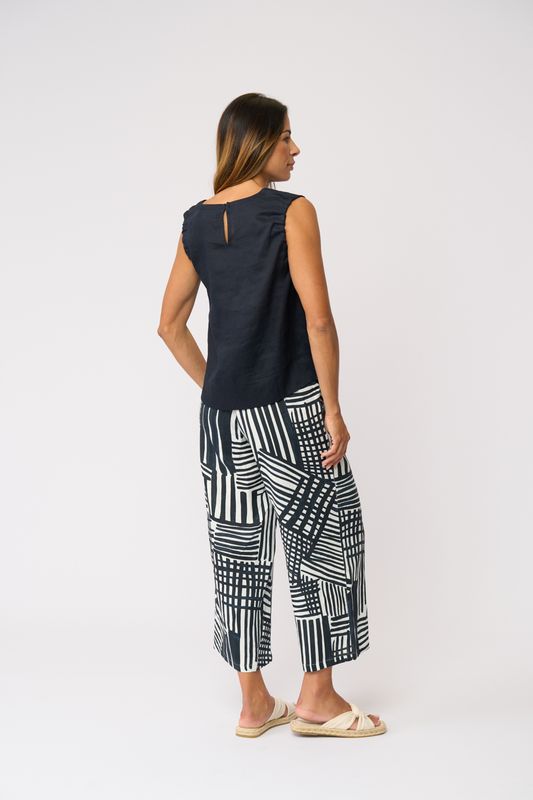Wide Leg Cropped Trousers