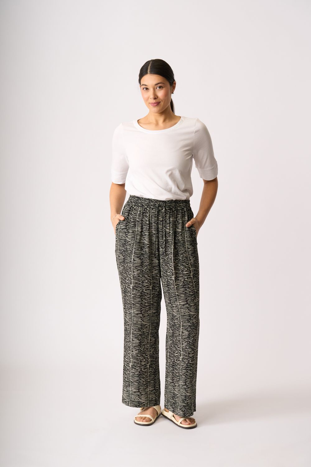 Pull On Straight Trouser