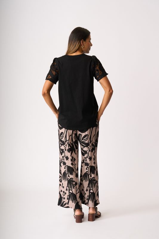 Contrast Sleeve Top