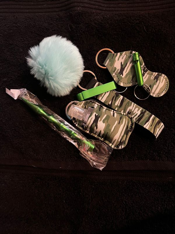 7 Piece Multi self-defense keychain-green camo