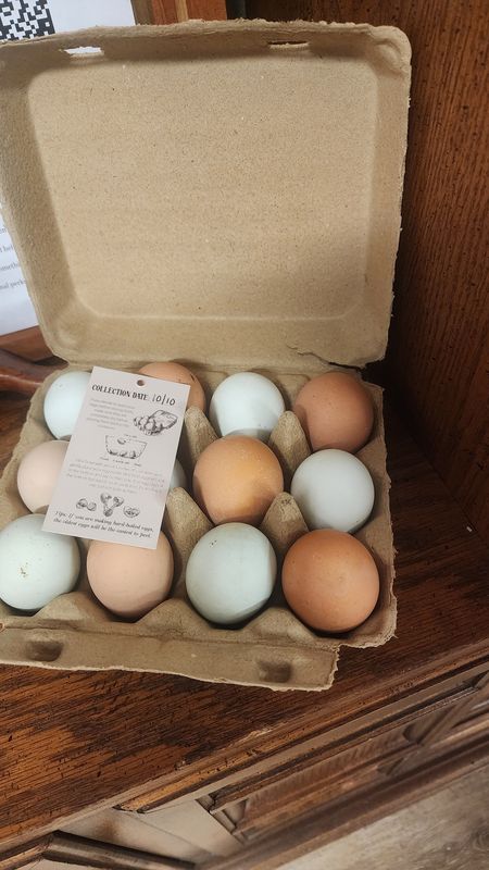 Farm Fresh Eggs, 1 Dozen