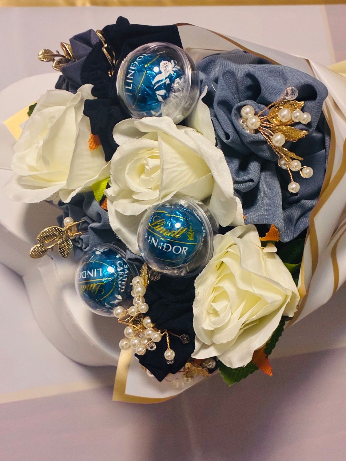 Bouquet de Voile Dorée & Trio de Bleu