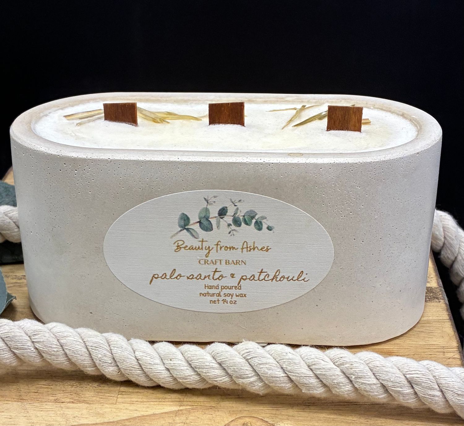 14 oz. Oval, Palo Santo and Patchouli, White Concrete