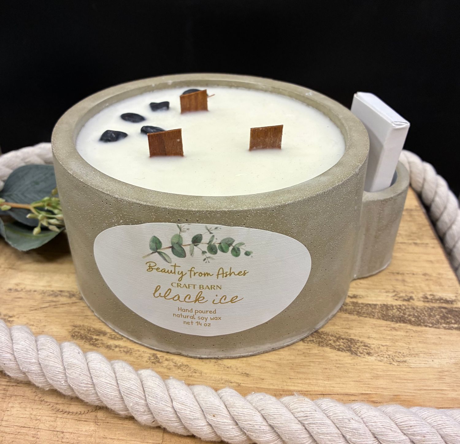 14 oz Round W/Matches, Black Ice, Gray