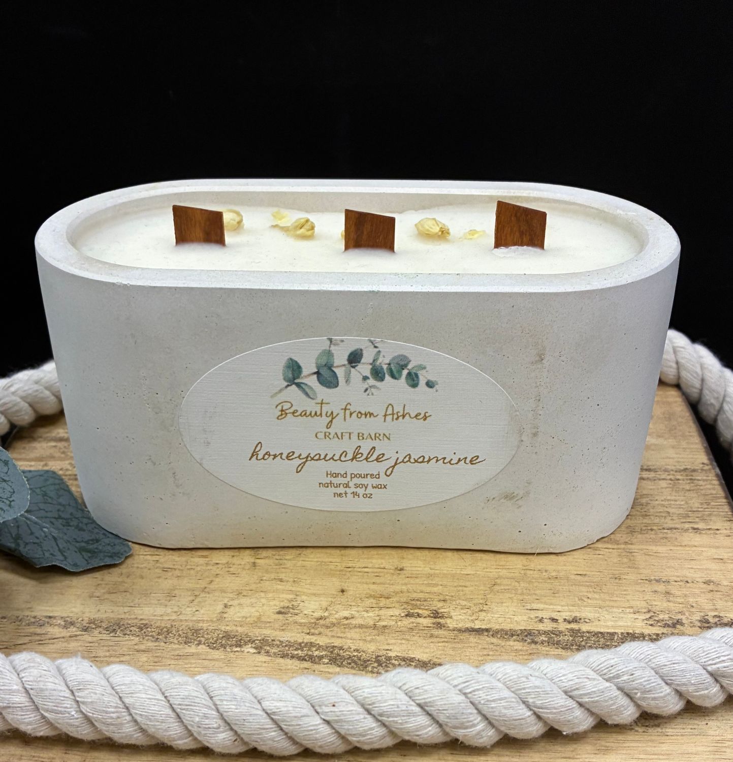 14 oz Oval, Honeysuckle Jasmine, White Concrete