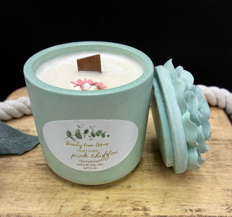 06 Oz. Camelia Pink Chiffon, Mint Green Concrete