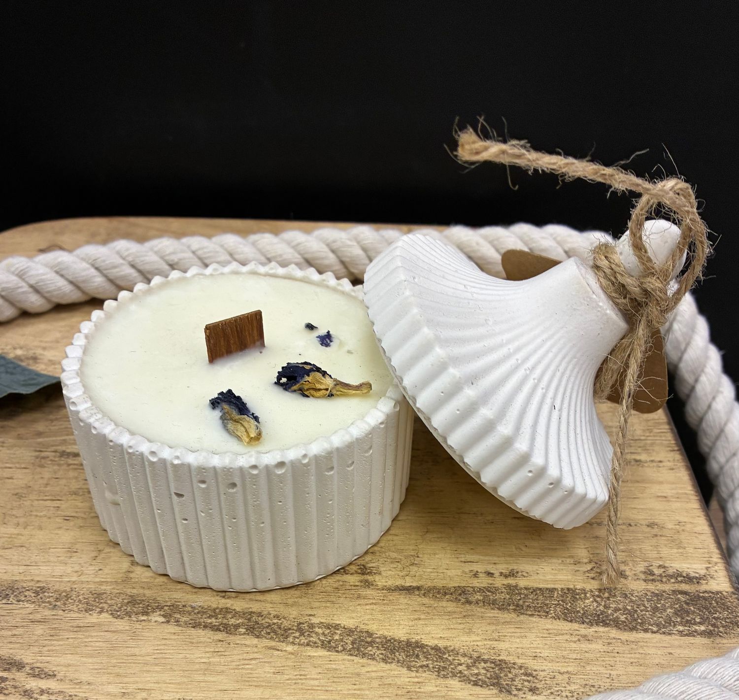 4 oz. Jewelry Box/base, Sweet Pea, White Concrete