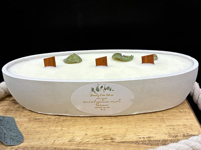 10 oz Canoe , Eucalyptus & Mint , White