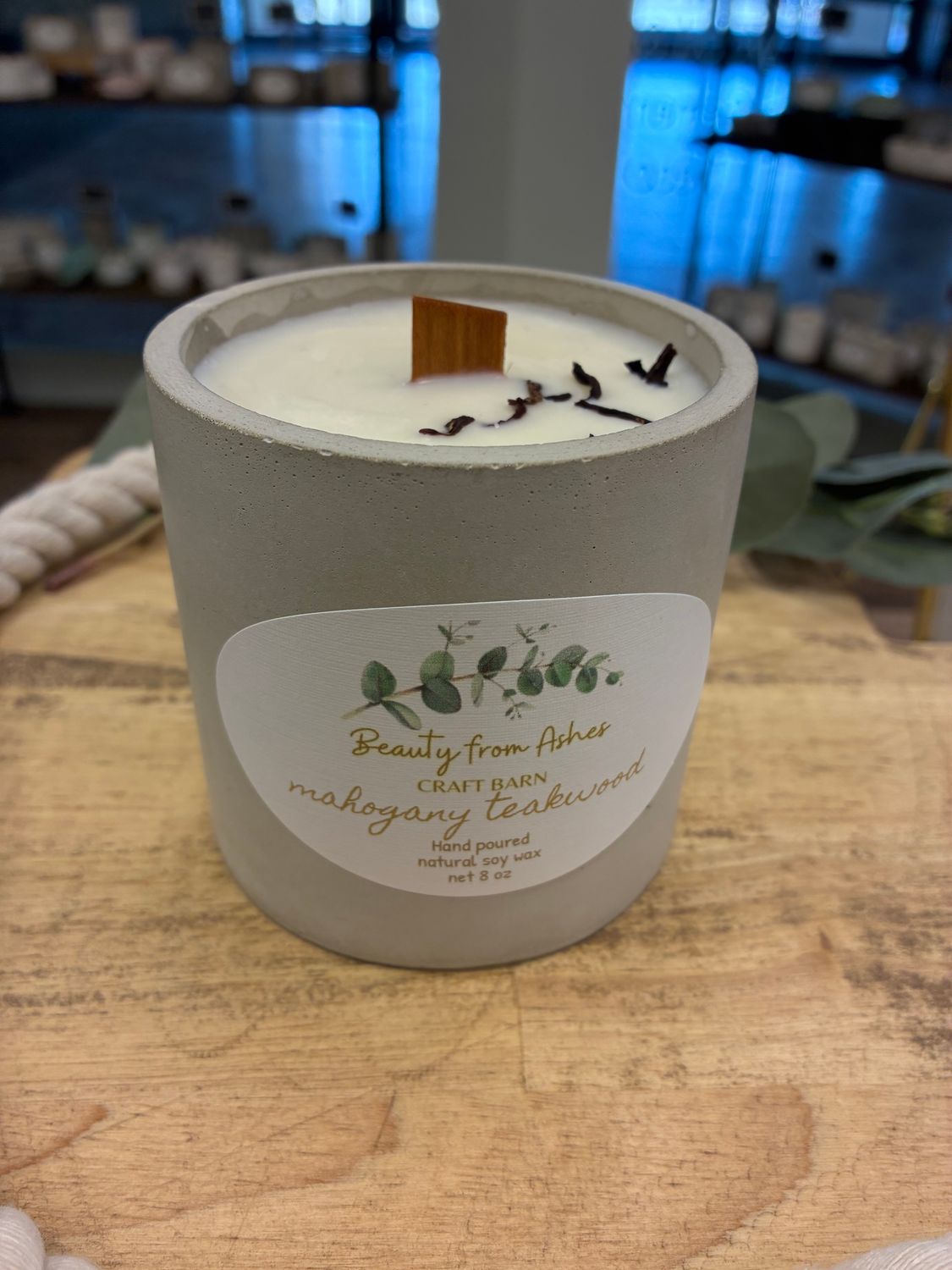 08 oz Round, Mahogany Teakwood, Gray