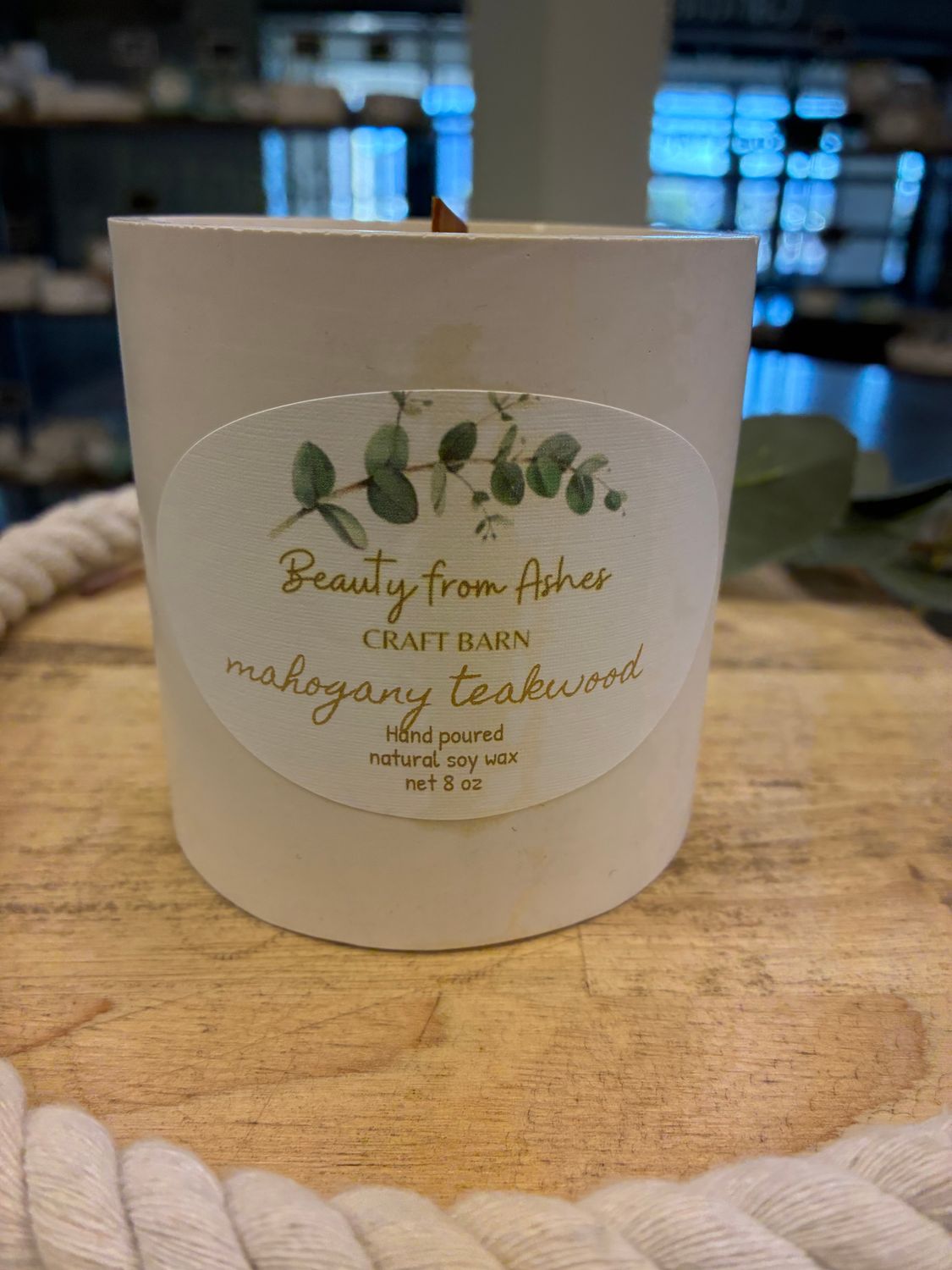 08 oz Round, Mahogany Teakwood, White