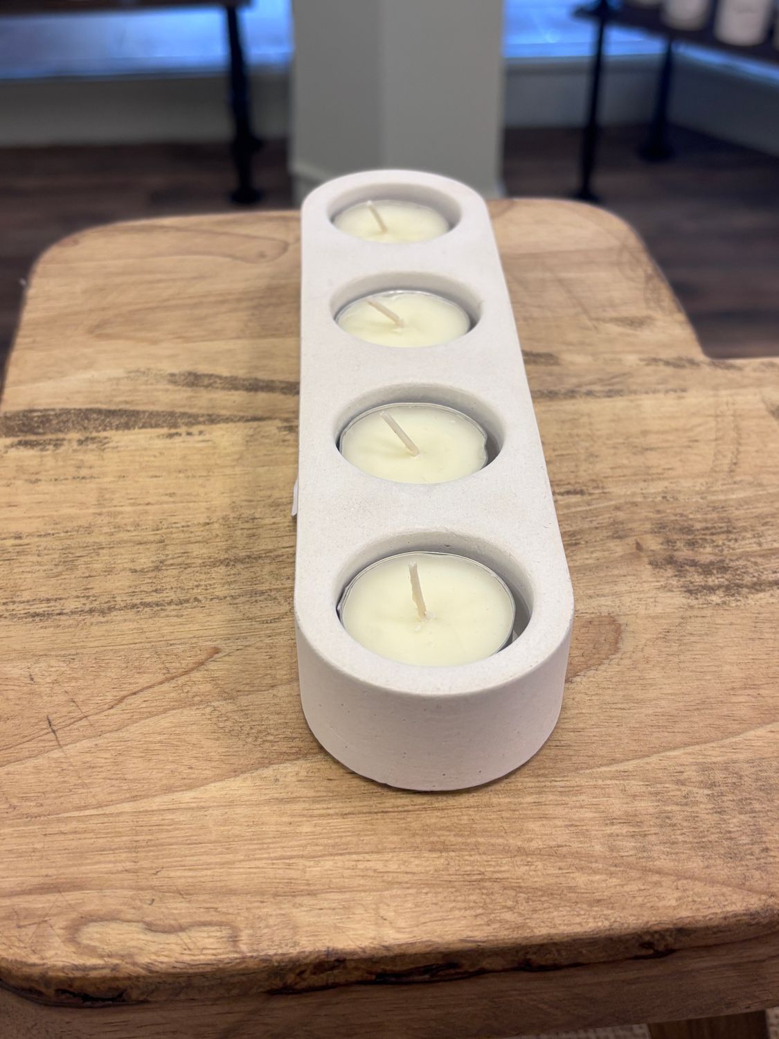 Tealight 4 Candle Holder, White Concrete