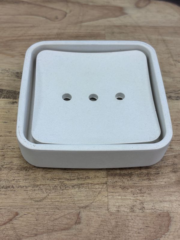 Soap Dish W/Removable Drain Holes , White