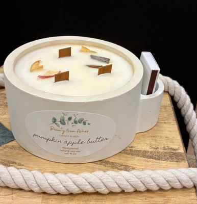 14 Oz W Match Holder Candle