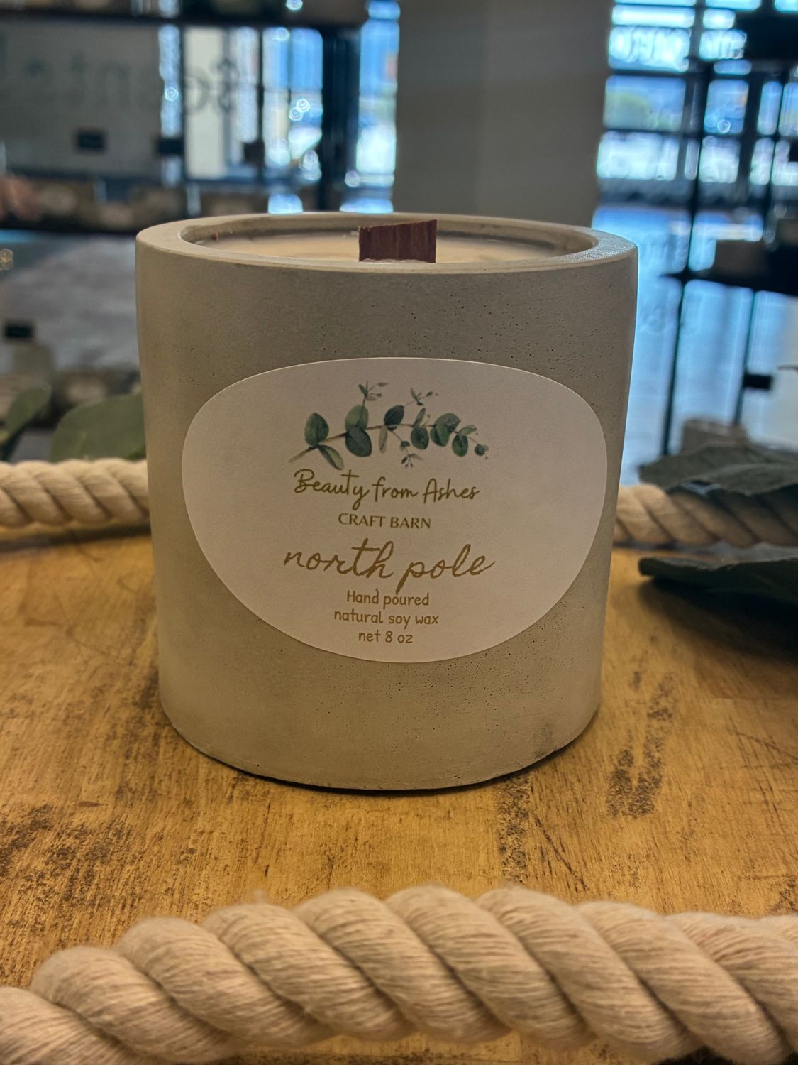 08 oz Round , North Pole, Gray