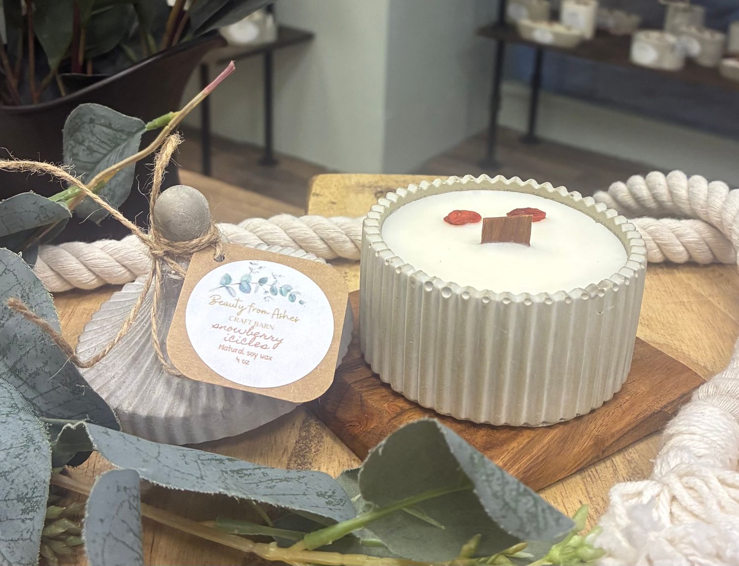 04 Oz Jewelery Box, Snowberry Icicles, Gray