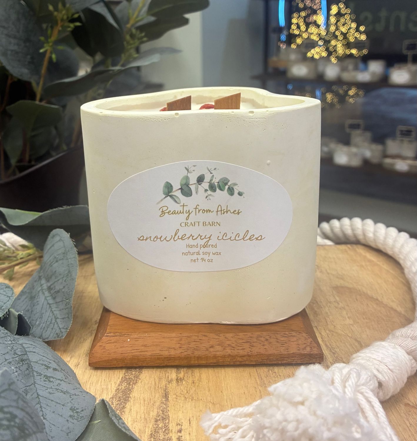 14 oz Wasabi, Snowberry Icicles, White