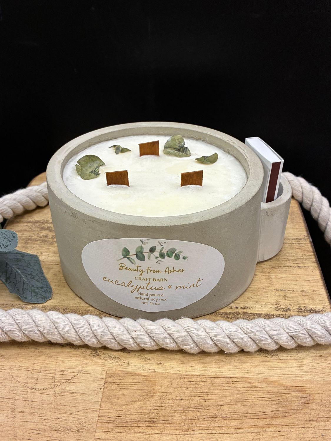 14 oz Round W/Matches, Eucalyptus & Mint, Gray