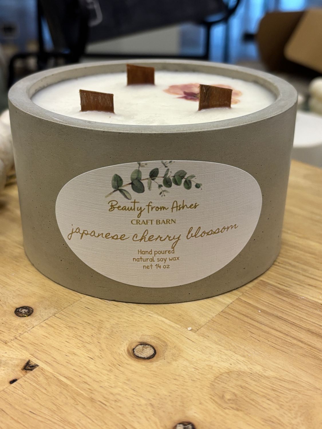 14 oz Round (NMH), Japanese Cherry Blossom, Gray