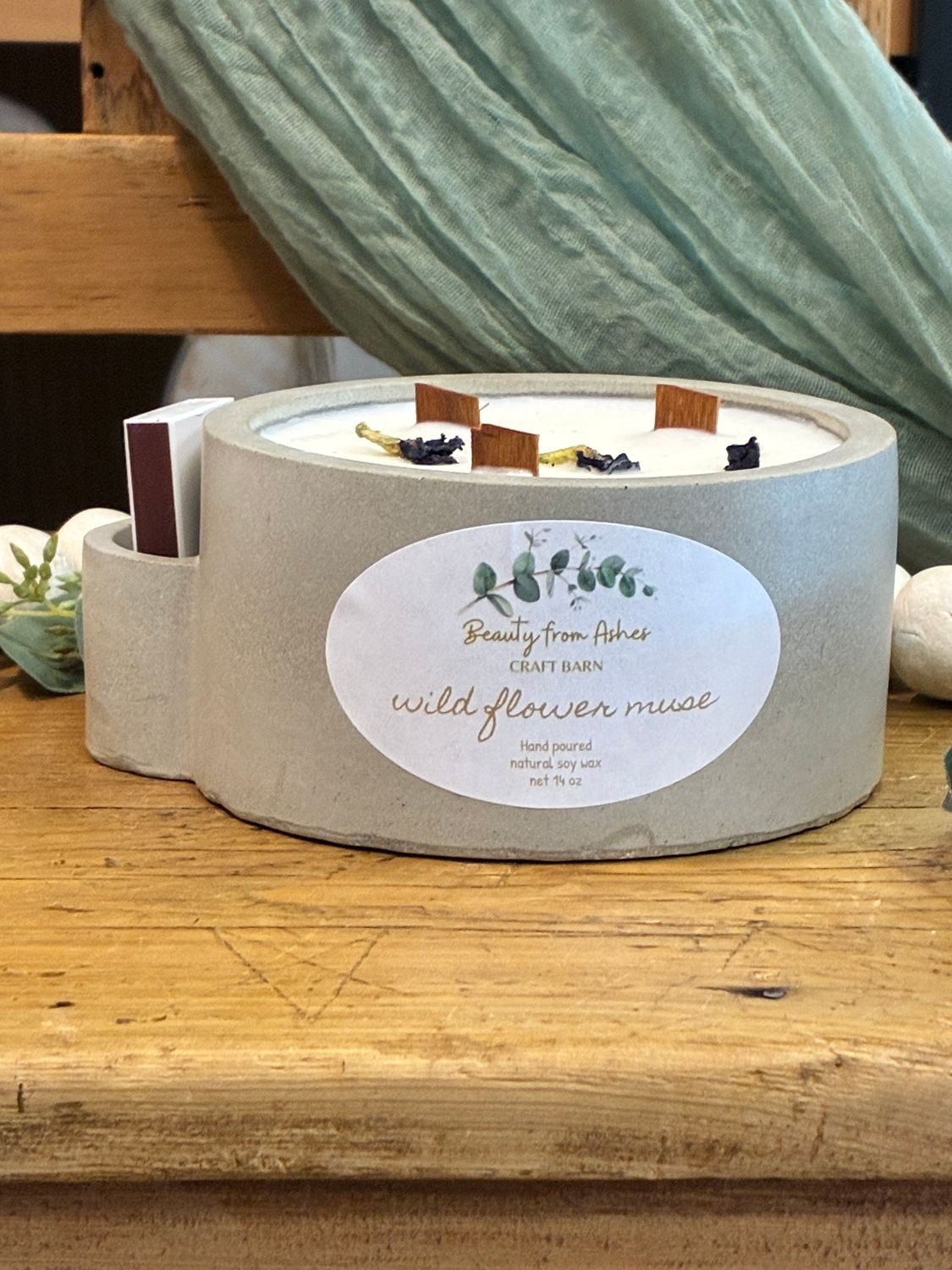 14 oz Round W/Matches, Wildflower Muse, Gray