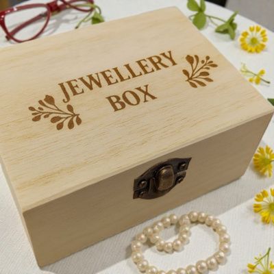 Engraved plywood keepsake box personalised with name logo or photo – Pbwcreations