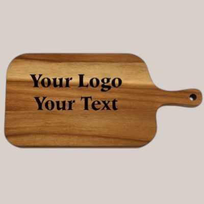 Engraved wood cutting board featuring personalised message and smooth handcrafted finish
