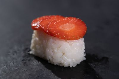 67. Ichigo Nigiri