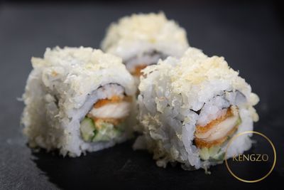 7. Crispy Chicken Maki (3 st.)