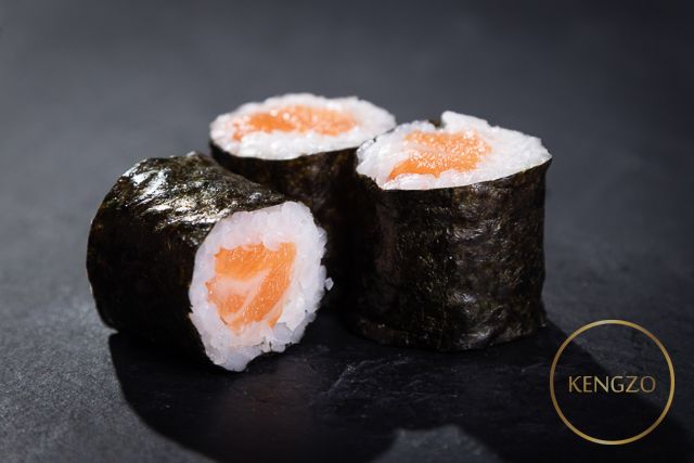 3. Sake Maki (3 st.)