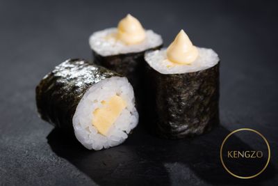 6. Tamago Maki (3 st.)