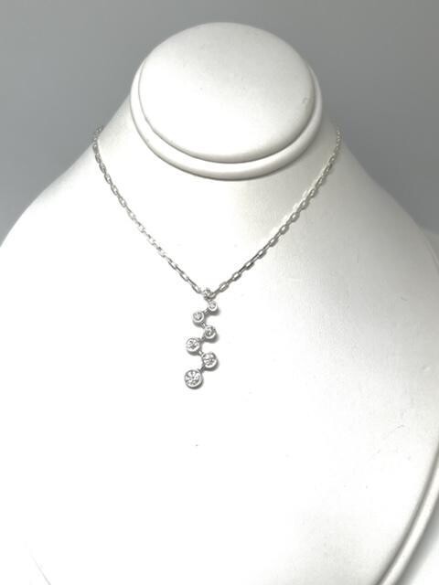 DIAMOND PENDANT