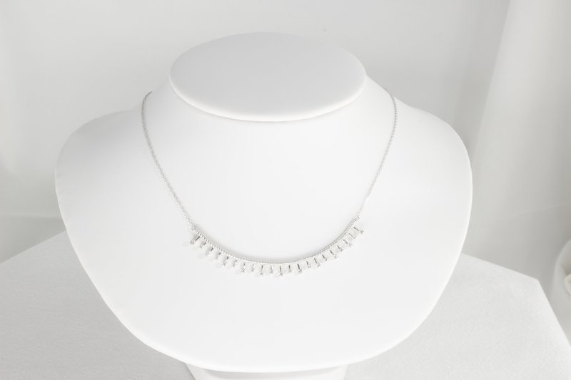 Ladies' Diamond Necklace
