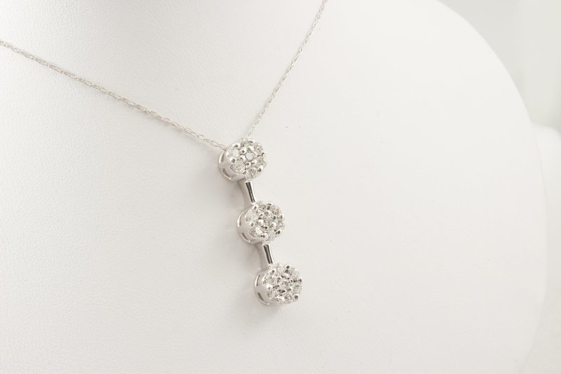 Cluster Diamond Pendant