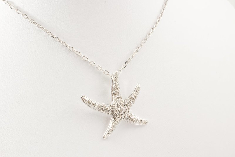 Star Fish Diamond Pendant