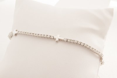 Cross Diamond Tennis Bracelet