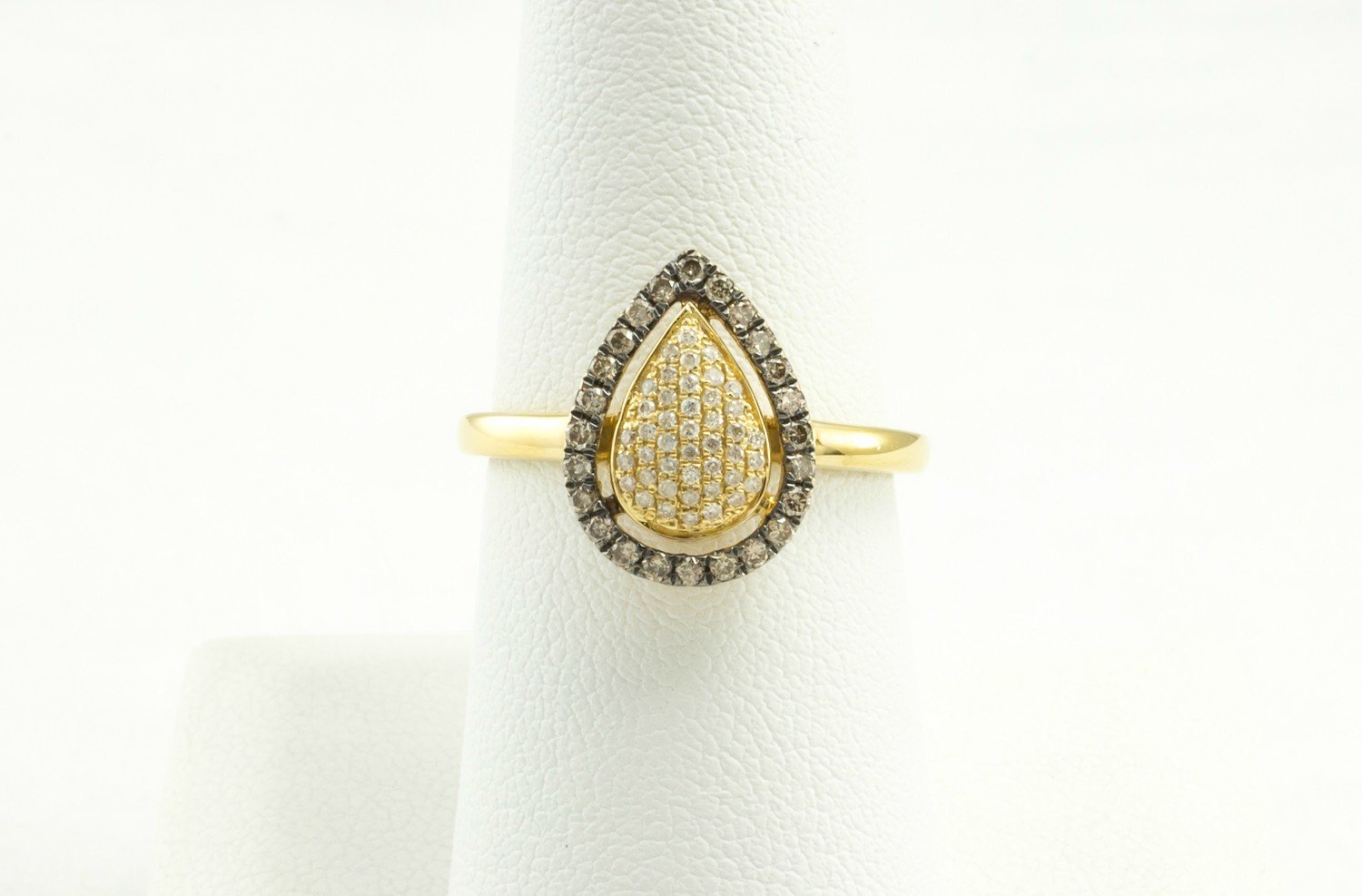 14 Karat yellow Gold Ladies Diamond Ring.