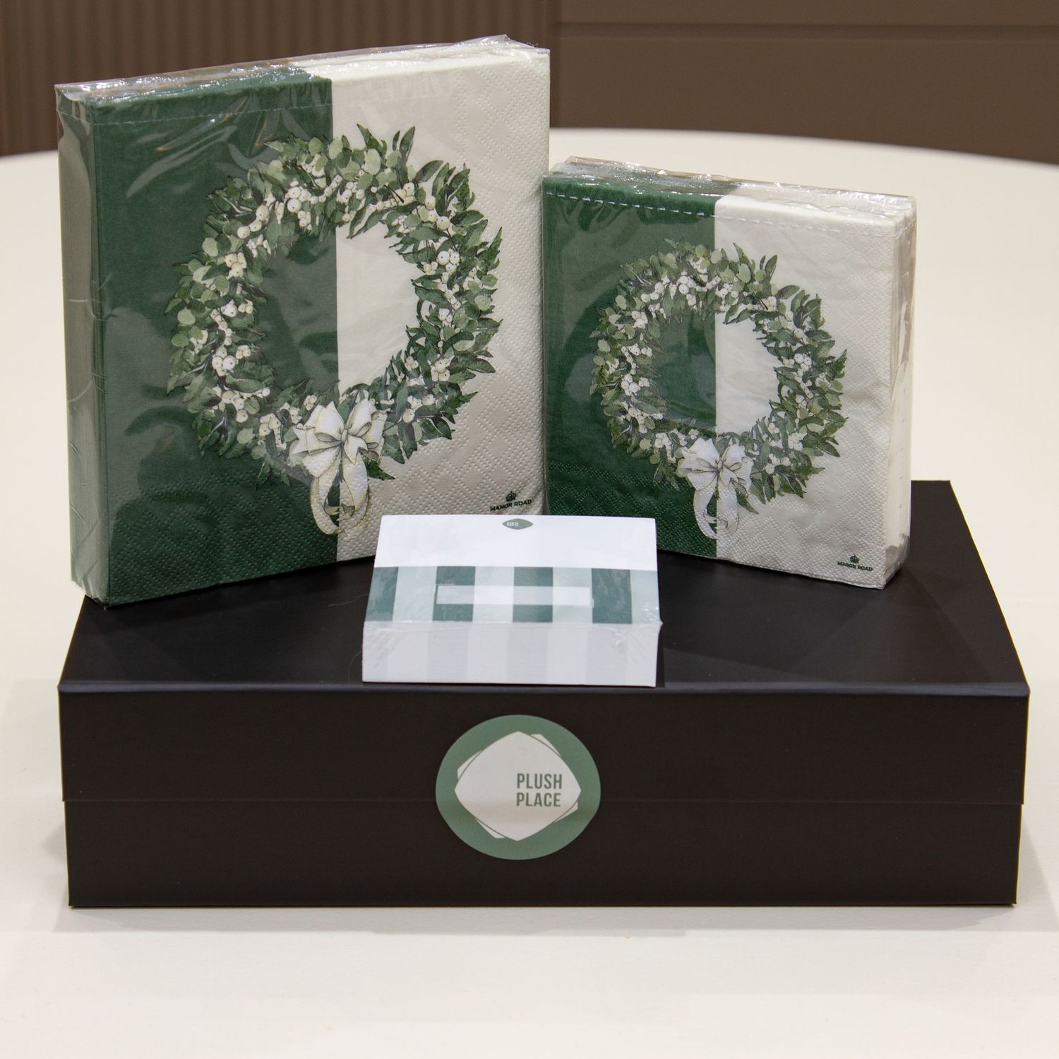 Plush Place Gift Box - Manor Road White Berry Wreath