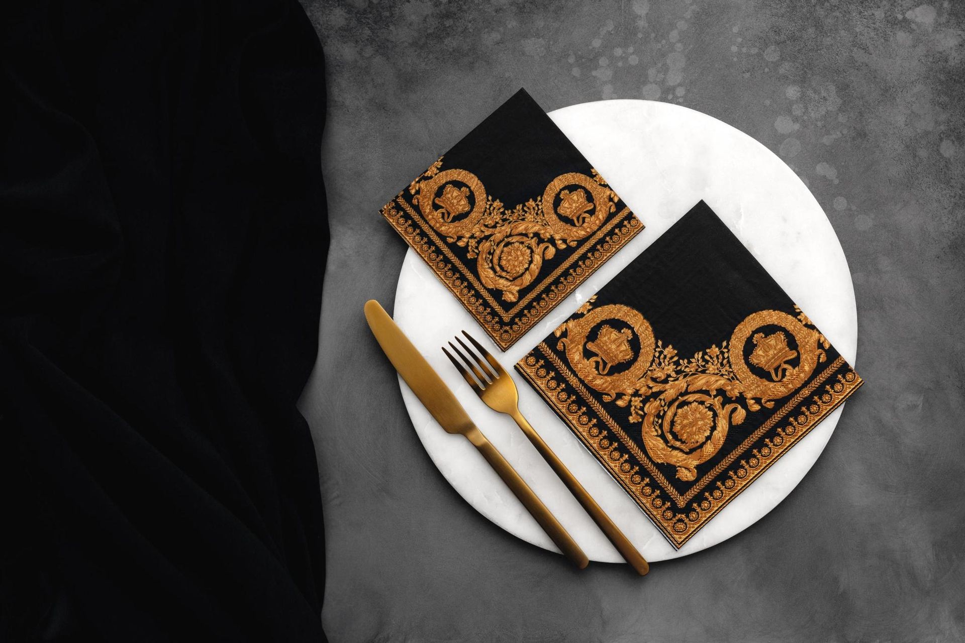 Golden Crown Napkins – Luncheon