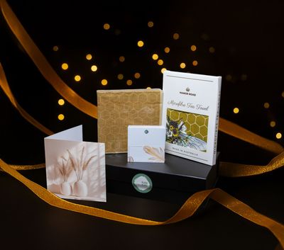 Plush Place Premium Gift Box c/w Manor Road Tea Towel - Linen Honeycomb