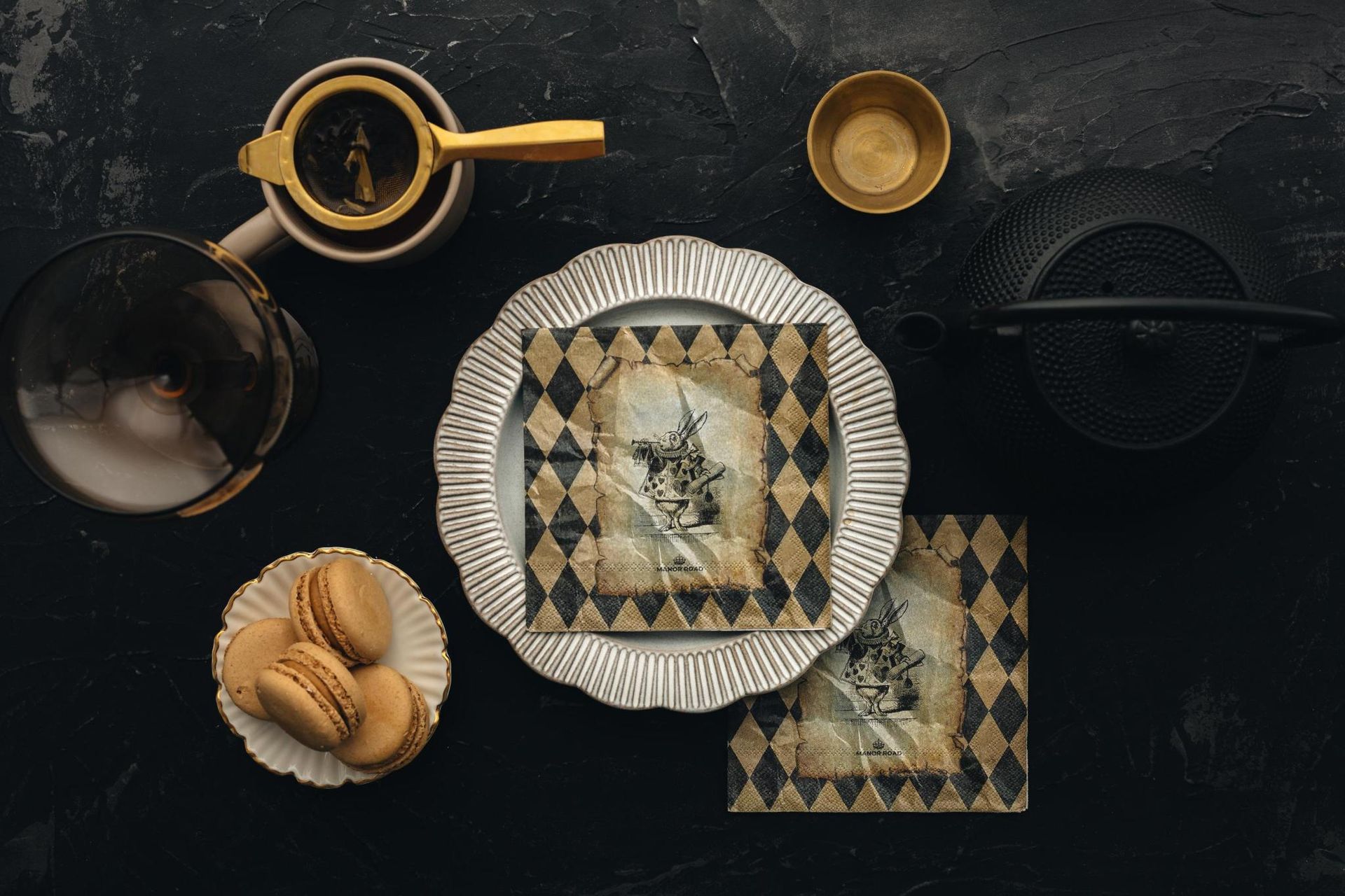 Wonderland Napkins – Cocktail