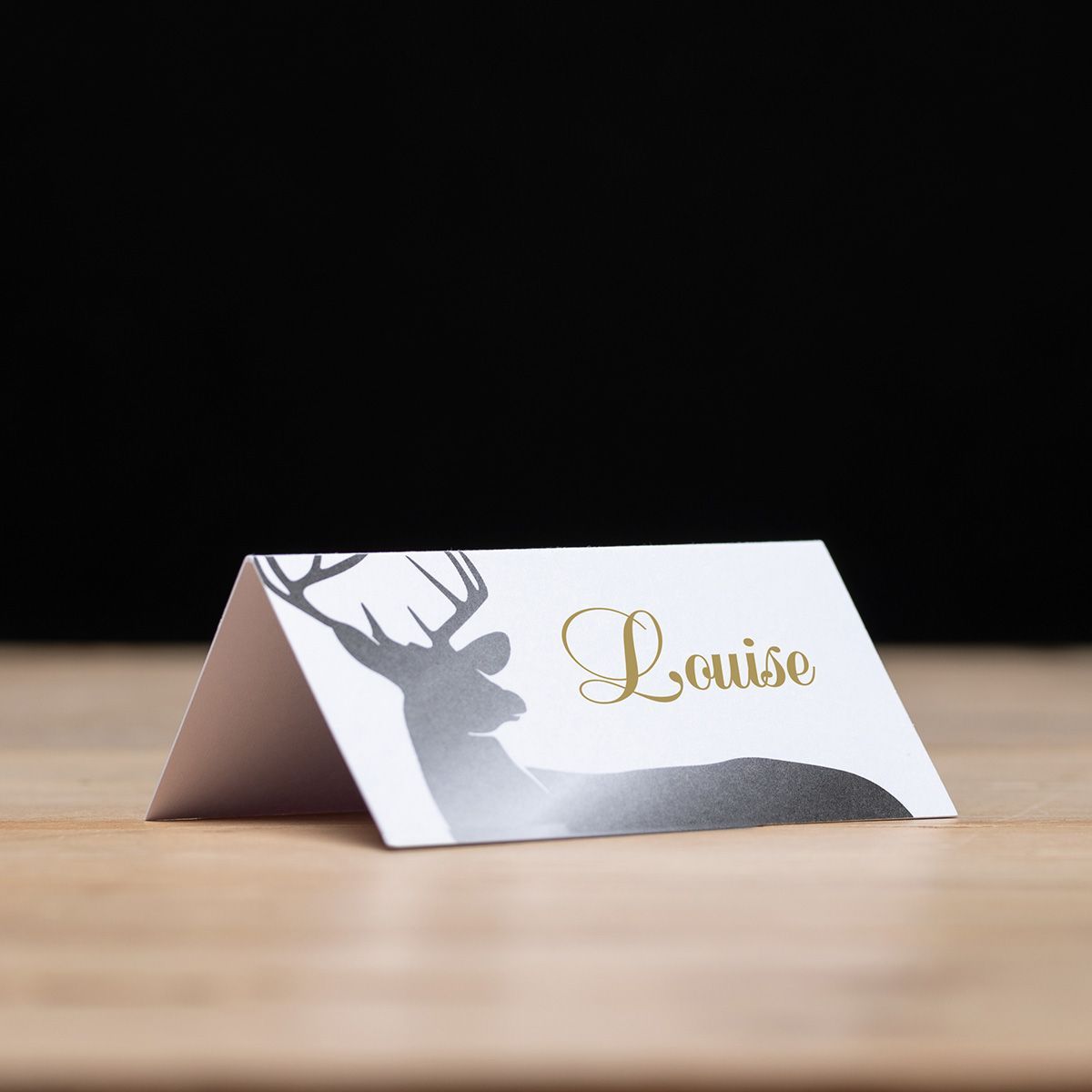 Staggered - Place Card Settings